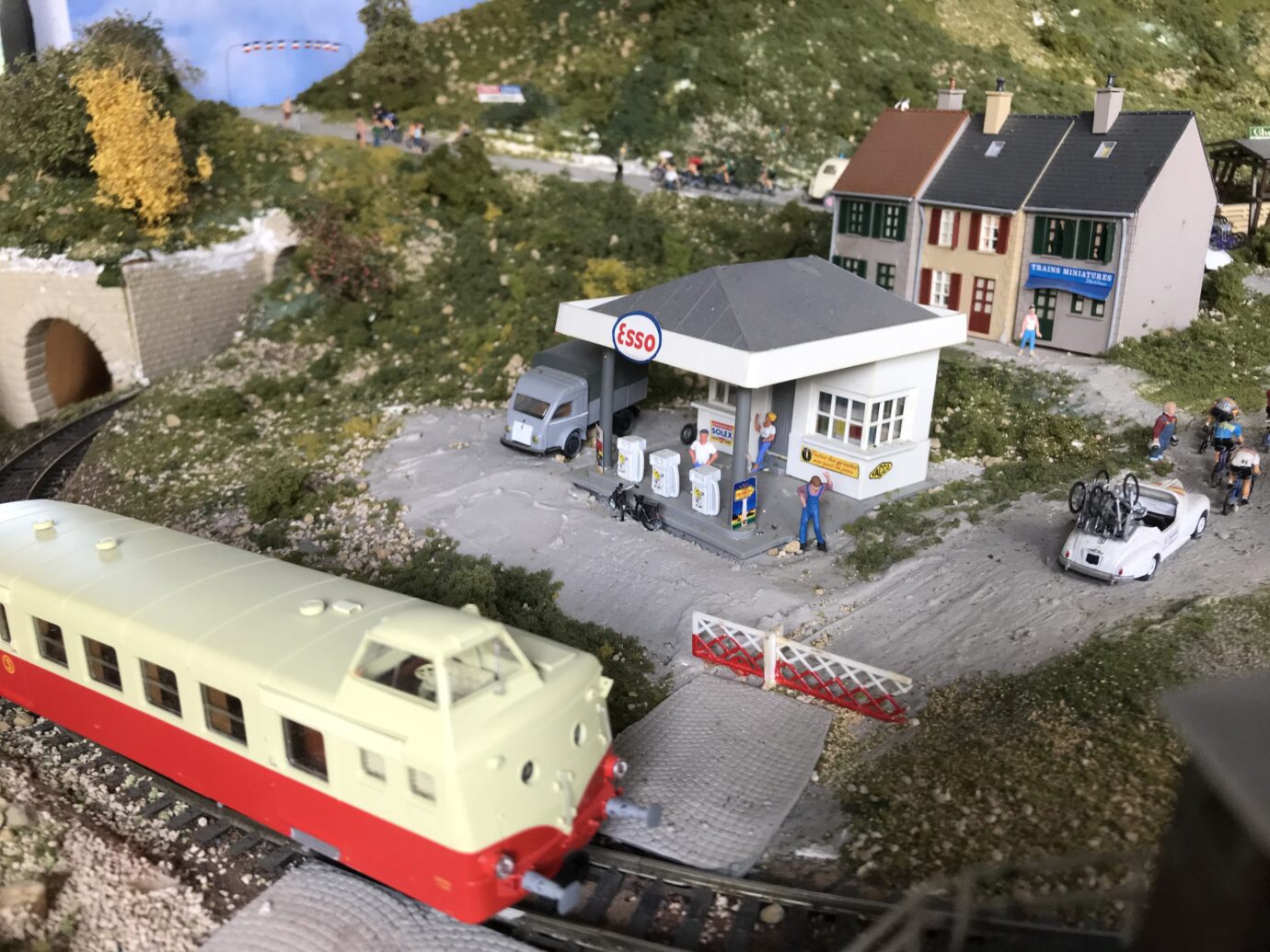 Outland Models Ensemble d'accessoires d'intérieur de marché/magasin de paysage ferroviaire à l'échelle 1:87 HO Outland Models Ensemble d'accessoires d'intérieur de marché/magasin de paysage ferroviaire à l'échelle 1:87 HO